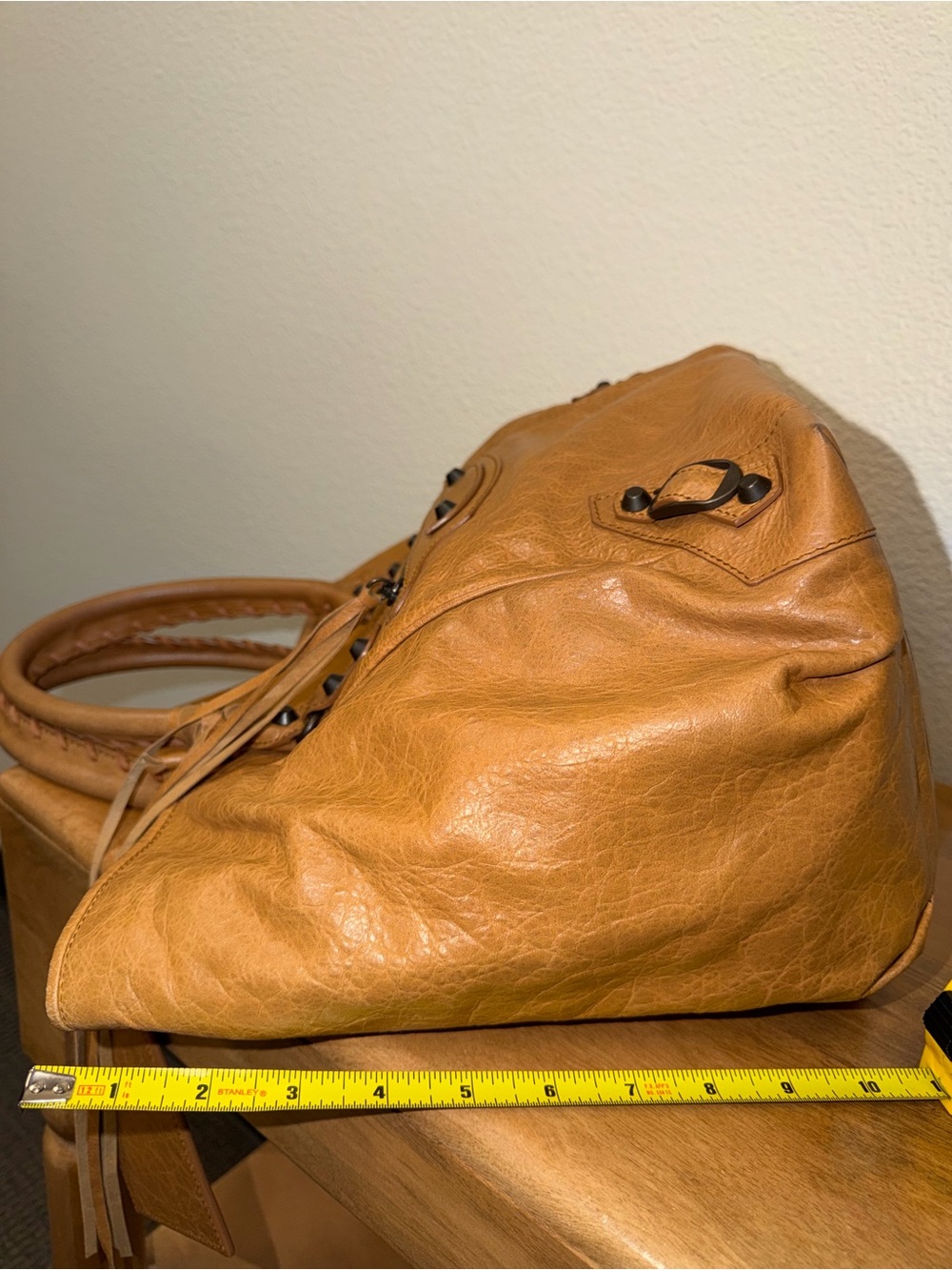 BALENCIAGA Tan Leather Sunday Bag - Picture 6 of 16